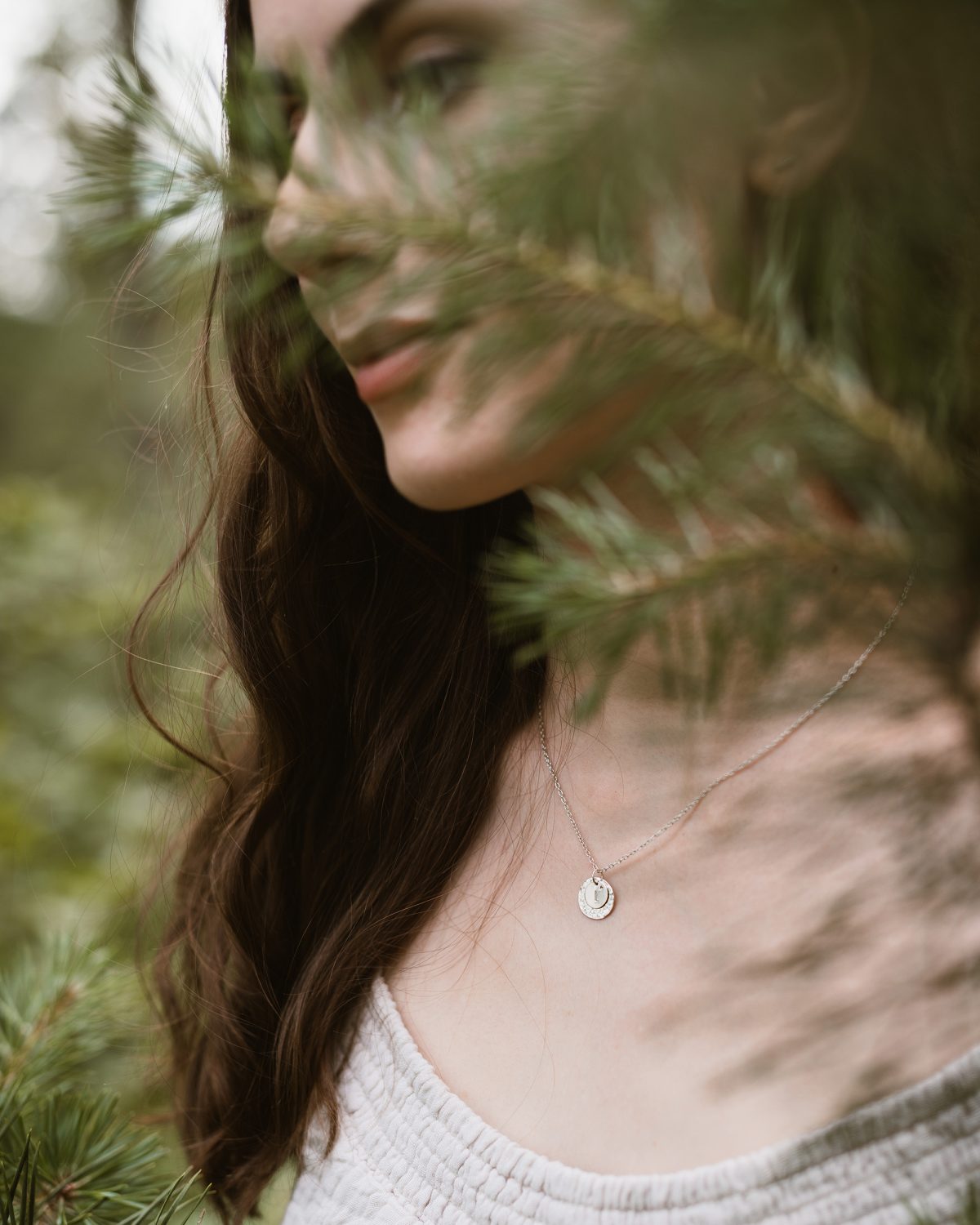 PEAIM925-porté Pendentif initiale artisanal en argent Eclat de pensées