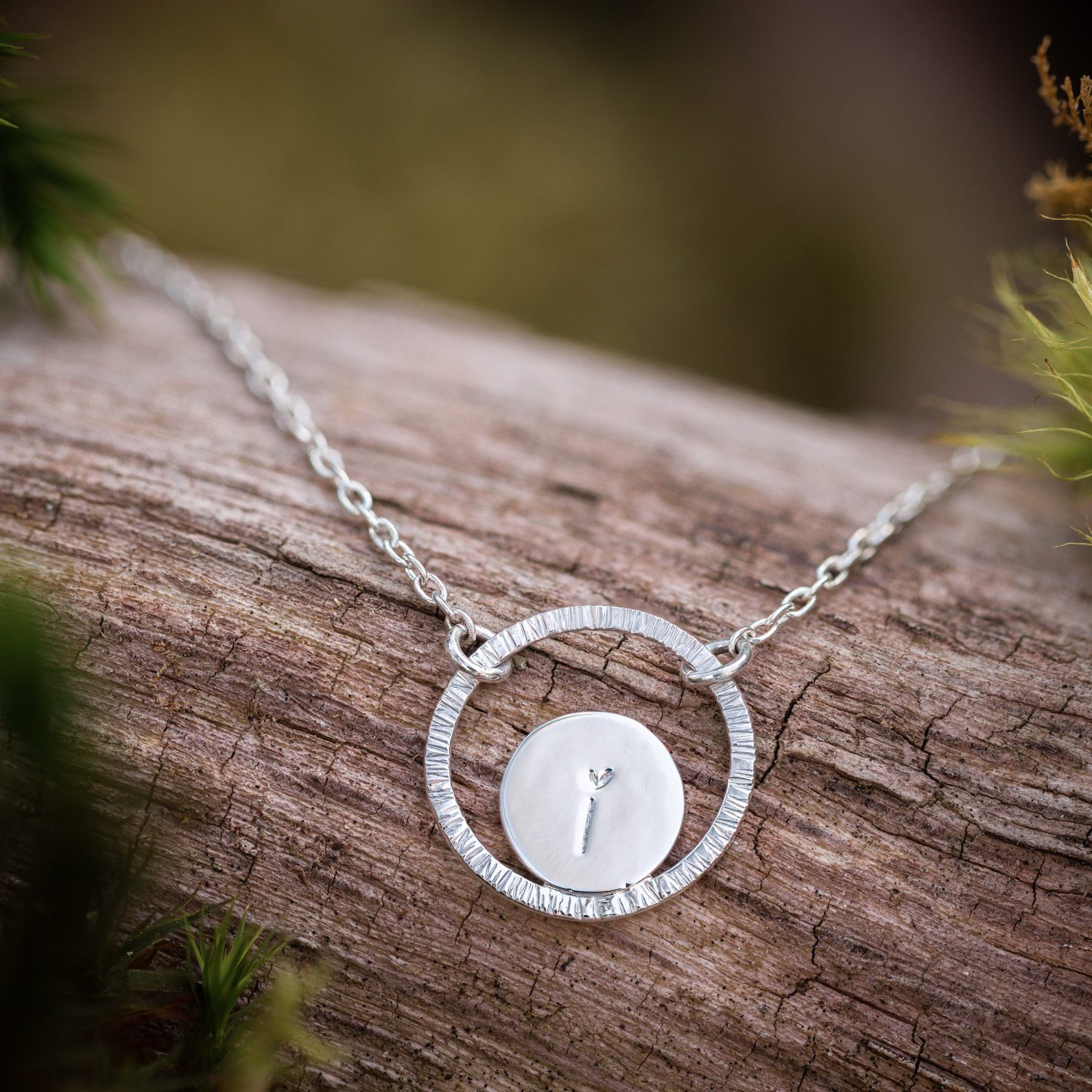 PETEN925-seul Pendentif initiale artisanal en argent Eclat de pensées