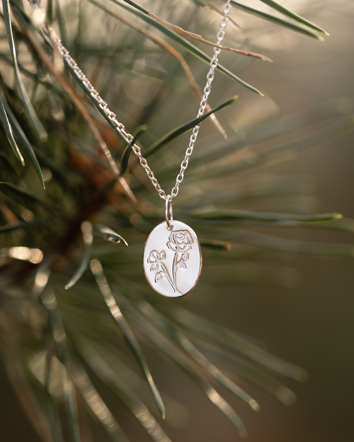 Pendentif Fleur de Naissance argent Eclat de Pensées Pendentif Fleur de Naissance argent Eclat de Pensées